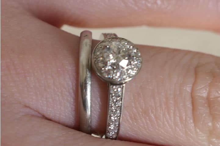 結婚指輪はヴァンクリーフ アーペルのタンドルモン トミーの経理入門
